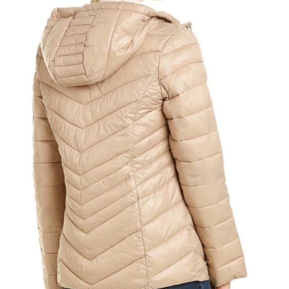 Point Zero Beige Packable Puffer - Picture 2 of 2